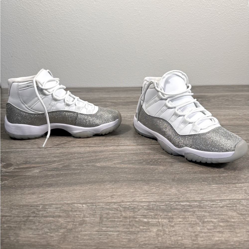 Women’s Jordan 11